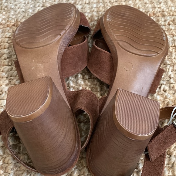 NWT - Mariella Leather (Suede) Block Heel Sandals - Picture 9 of 14